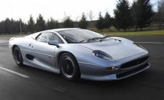 Jaguar XJ220
