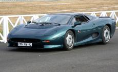 Jaguar XJ220